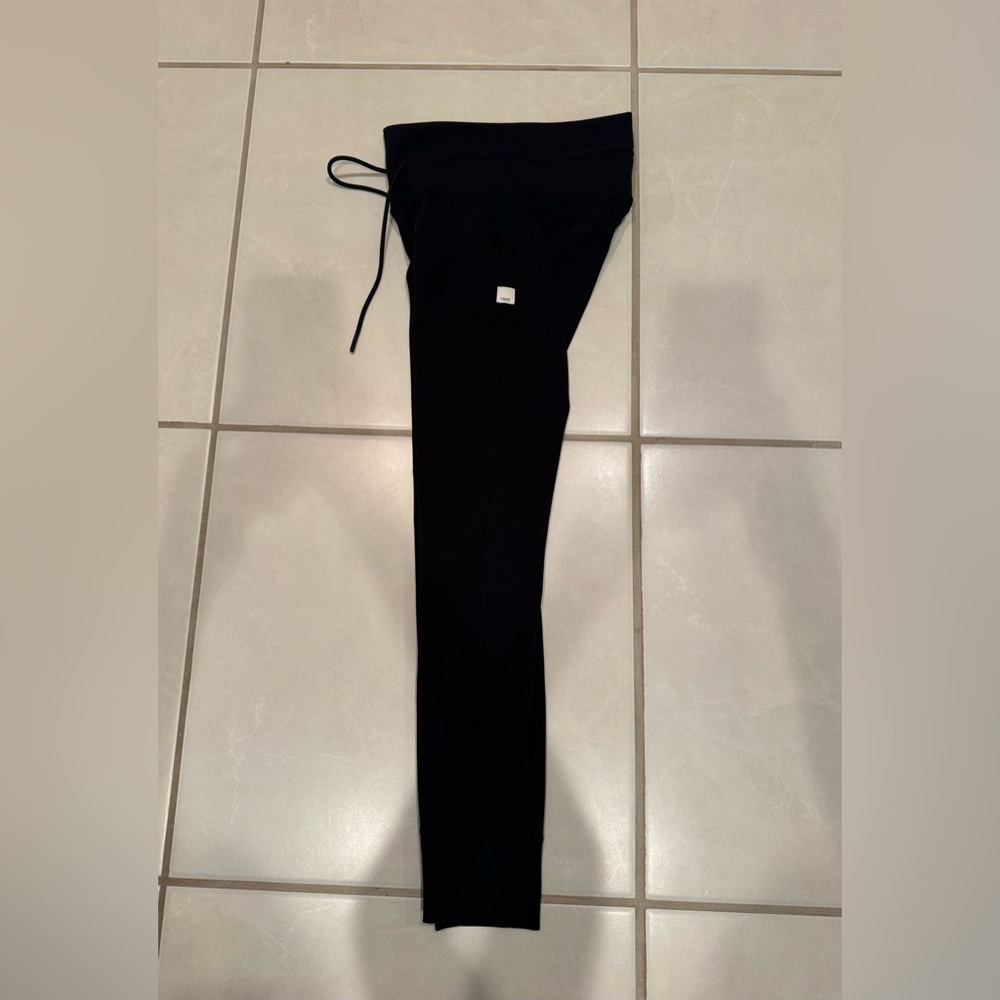 Vuori Daily Leggings EUC
